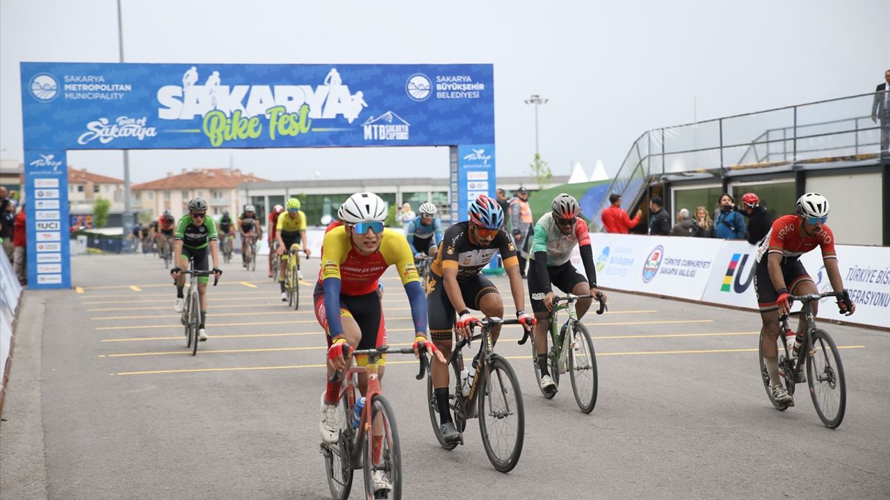 SAKARYA - Bisiklet Fest kapsamında Tour Of Sakarya'nın üçüncü etabı yapıldı