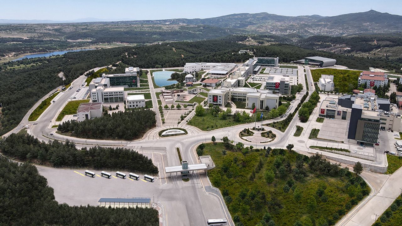 Uşak Üniversitesi YÖKAK'tan Kurumsal Akreditasyon Belgesi Aldı