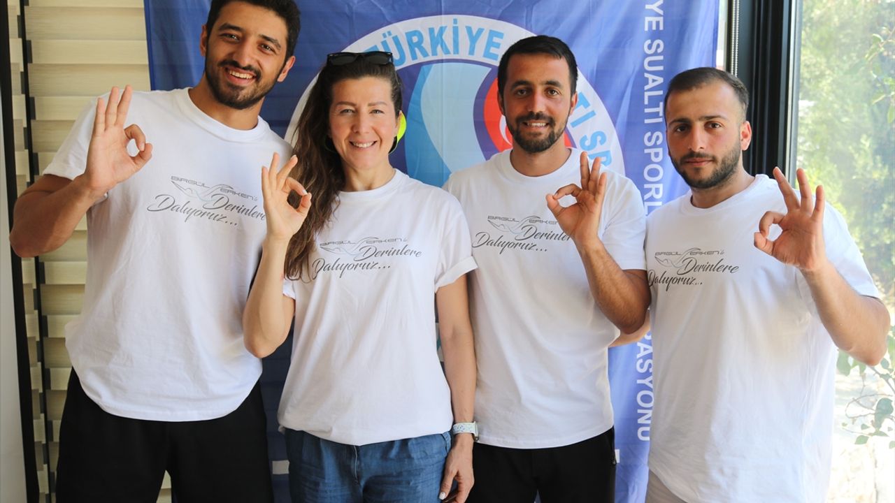 ANTALYA - Milli sporcu Birgül Erken serbest dalışta yeni rekortmenler yetiştirmeye çalışıyor