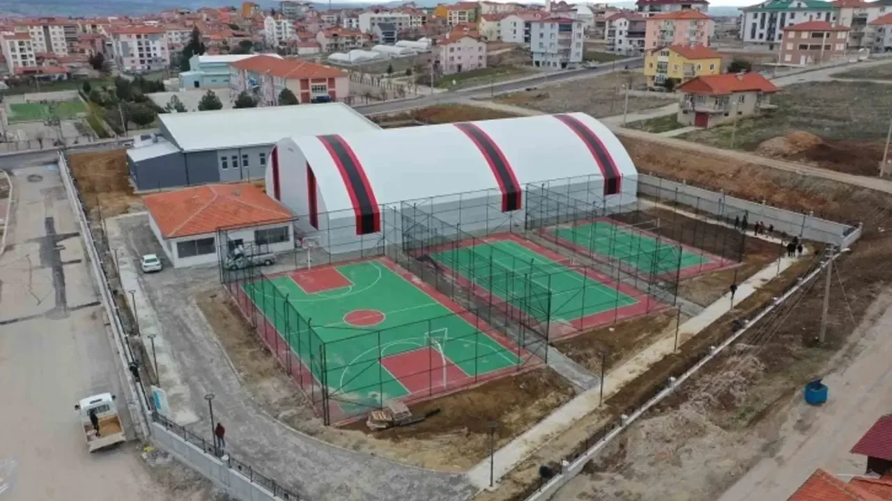 Uşak'ın Yeni Spor Kompleksi  Açılıyor! İşte Açılış İçin Ücretsiz Servis Güzergahları