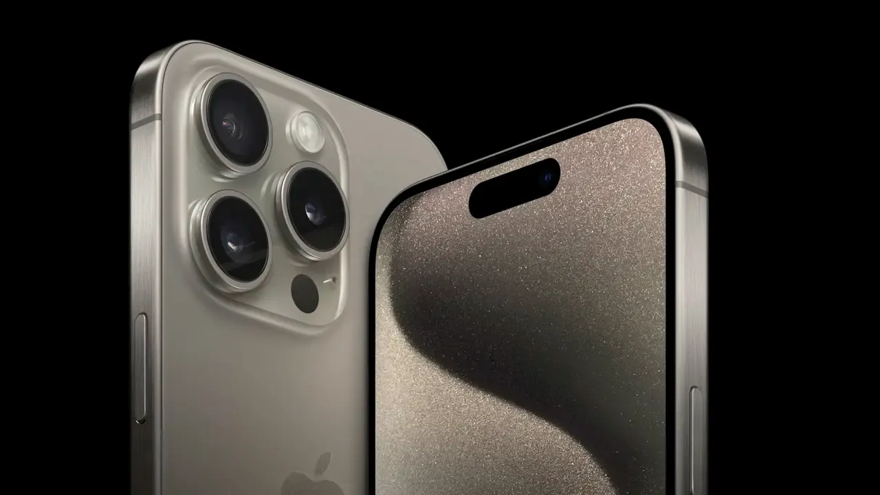 iPhone 15 Pro Max satışları Apple'ın yüzünü şimdiden güldürdü!