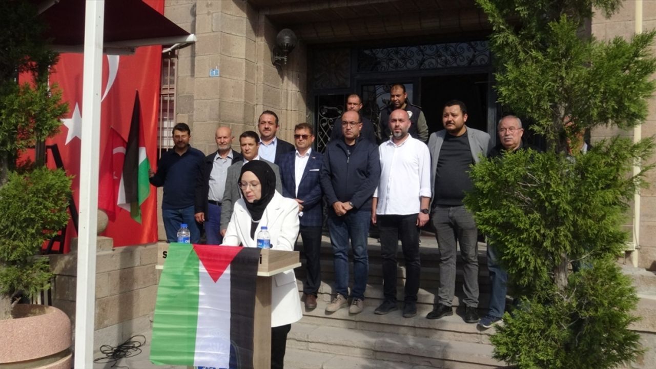 Sandıklı'da Filistin'e destek mitingi düzenlendi
