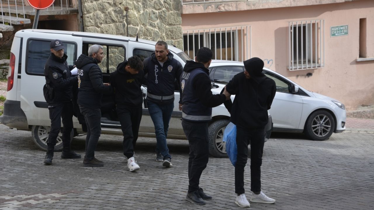 Manisa'da kuyumcuyu soygununda 5 kişi yakalandı