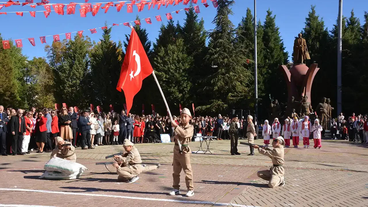 Banaz'da 29 Ekim Cumhuriyet Bayramı Kutlandı