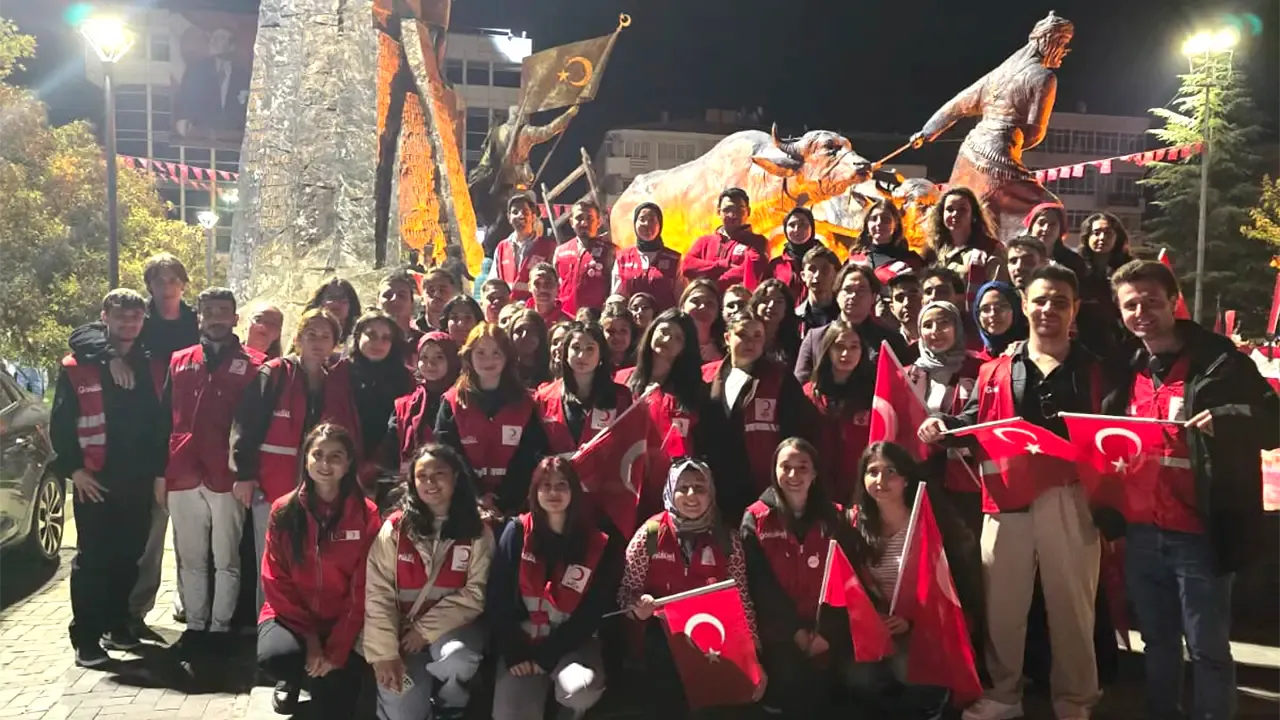 Kızılay Uşak Şubesi’nden Unutulmaz Kızılay Haftası Etkinliği