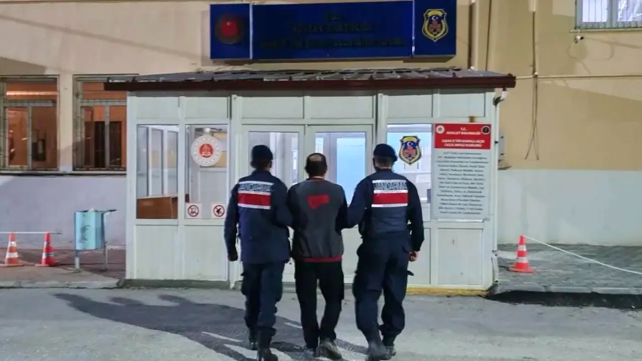 JASAT Ekipleri Uşak’ta 8 Kişiyi Cezaevine Gönderdi