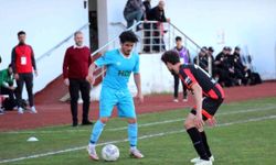 AFC Kablo Kanalları Uşakspor Deplasmanda Pazarspor İle Berabere Kaldı 2-2