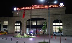 İzmir'de parktaki bıçaklı kavgada 17 yaşındaki genç öldü