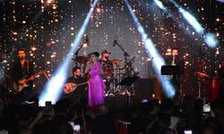 Melek Mosso Aydın'da konser verdi