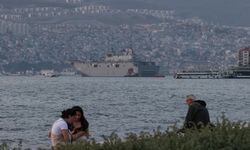 TCG Anadolu, tatbikata katılmak için İzmir Alsancak Limanı'ndan ayrıldı