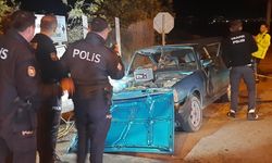 AYDIN - İki otomobil çarpıştı, 1 kişi öldü, 4 kişi yaralandı