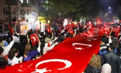 19 Mayıs Kutlamalarında Gençlerden Mehter Marşına Tepki!