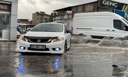 İzmir'de denizde hortum oluştu