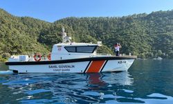 Muğla'da sahil güvenlik ekipleri orman yangınlarına karşı denizden devriye görevi yapıyor