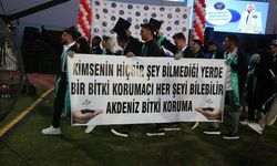 ANTALYA - Akdeniz Üniversitesi'nde 11 bin 833 öğrenci törenle mezun oldu