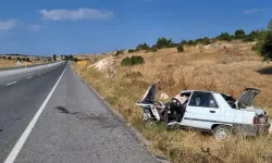 Kütahya'da Devrilen Otomobildeki 1 Çocuk Öldü, 3 Kişi Yaralandı