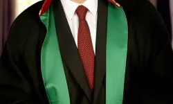 Denizli Barosu'ndan araç satışı yaparken cübbe giyen kişi hakkında suç duyurusu