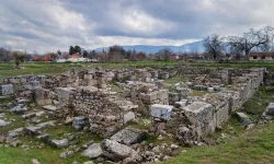 Euromos Antik Kenti'nin tiyatrosu ayağa kaldırılıyor