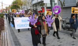 Uşak'ta Kadına Yönelik Şiddete Karşı Yürüyüş Yapıldı