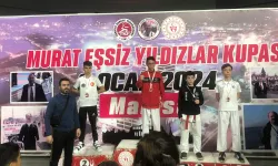 Manisa'dan Uşak'a Madalya ile döndü..