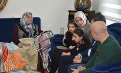 Afyonkarahisar Valisi Yiğitbaşı’ndan depremzede ailelere ziyaret