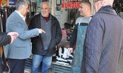 AK Parti Karabağlar Belediye Başkan adayı Tunç, esnafı ziyaret etti
