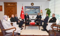 TBMM Milli Savunma Komisyonu Başkanı Akar, Denizli'de ziyaretlerde bulundu
