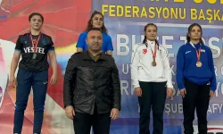 Uşaklı Tuğba Aktaş, U17 Kadınlar Güreş Türkiye Şampiyonasında 3. Oldu!