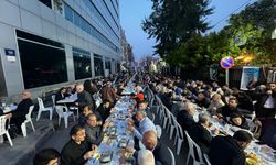 AK Parti'li İnan, İzmir'de iftar programında konuştu: