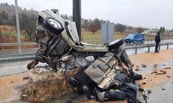 Yön Levhasına Çarpan Otomobil Sürücüsü Resul Aslan Öldü