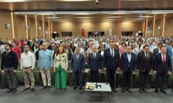 Yeşilay, İzmir'deki muhtarlara bağımlılıkla mücadele etkinliği düzenledi