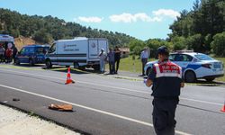 Aydın'da kaza yapan otomobilde çıkan yangın söndürüldü