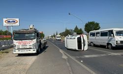 Aydın'da hafif ticari aracın otomobile çarpması sonucu 5 kişi yaralandı