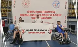 Bedensel Engelli Halterciler Uşak’ın Gururu Oldu