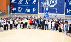 Uşak’ta Bahar Spor Şenlikleri Madalya Töreniyle Bitti