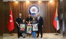 Uşak’ta Öğrenciler Trafik Kurallarını Resme ve Fotoğrafa Yansıttılar