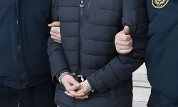 İzmir'de esnaftan haraç aldıkları iddiasıyla yakalanan 2 zanlı tutuklandı