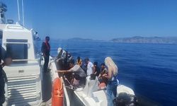 Marmaris açıklarında 24 düzensiz göçmen kurtarıldı