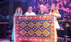 Eşme Kilim Festivali Renkli Görüntülerle Sona Erdi