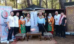 Uşak Halıları Antalya Yörük Festivali’nde İlgi Odağı Oldu