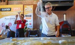 Pizza şefleri İzmir'deki şampiyonada yarıştı