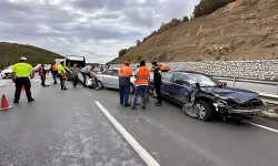 Afyonkarahisar'da iki otomobilin çarpıştığı kazada 5 kişi yaralandı