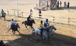 Ödemiş'te rahvan at yarışları yapıldı