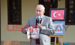 Uşak’lı Ebru Ustası Orhan Erdoğan, Yeni Kitaplarını Tanıttı