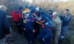 Kütahya'da ormanda kaybolan kişi donmak üzereyken bulundu