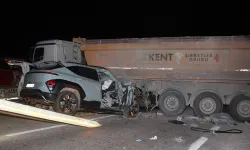 Zincirleme Trafik Kazasında 1 Kişi Öldü 4 Kişi Yaralandı