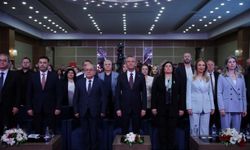 CHP Genel Başkanı Özel, Aydın'da Otizm Sempozyumu'nda konuştu