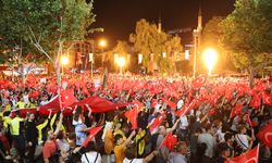 Denizli'de 19 Mayıs etkinlikleri kapsamında fener alayı düzenlendi