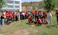 Fethiye'de üniversitede yapılan afet ve acil durum tatbikatı gerçeğini aratmadı