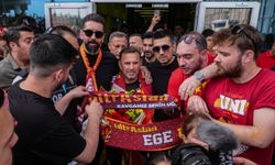 Galatasaray kafilesi, İzmir'e geldi